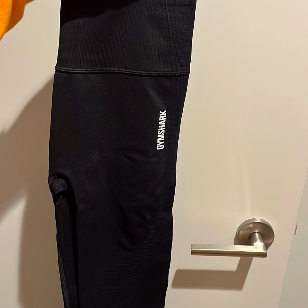 Brand new gym shark leggings